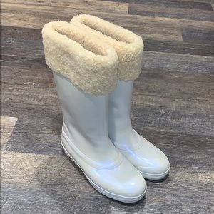 🤍UGG Winter/Rain Boots🤍
